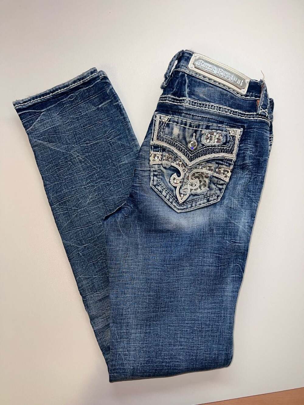 Rock Revival Celinda Straight Jeans Womens Rhinestone size 27 fits 28x31 0520
